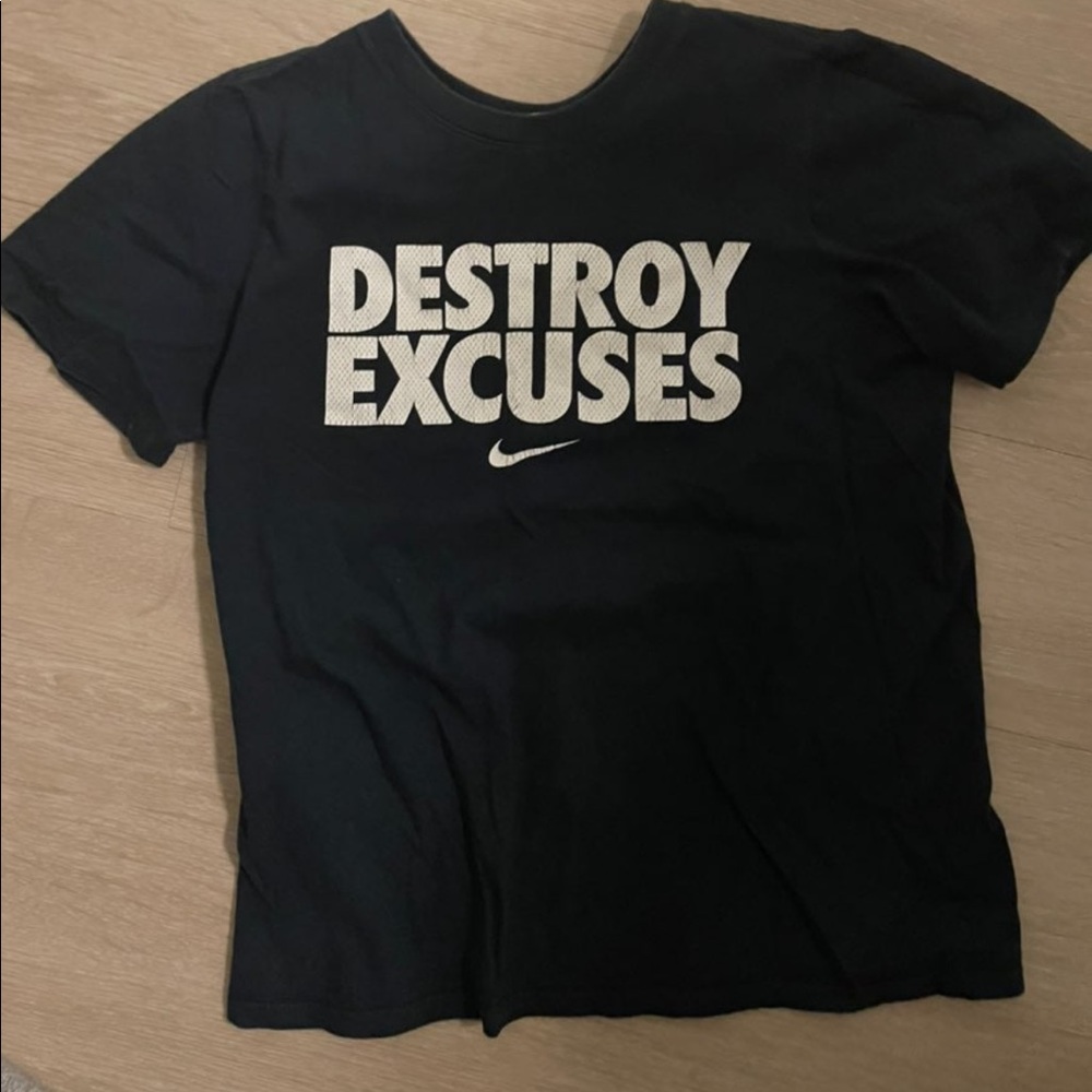 Nike workout tee